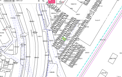 Garáž s vlastným pozemkom a elektrinou na predaj - Krivá, Košice Juh