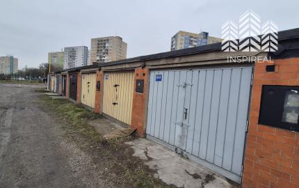 Garáž s vlastným pozemkom a elektrinou na predaj - Krivá, Košice Juh