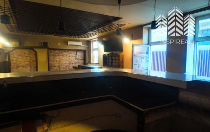 Podnikateľská budova v Čani