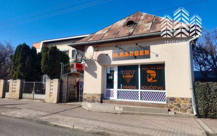 Podnikateľská budova v Čani