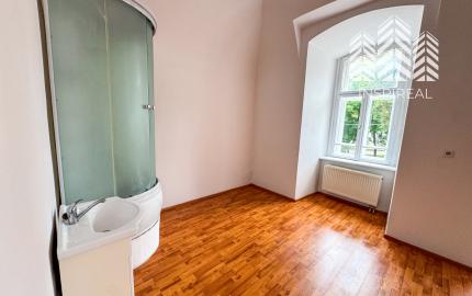 Reprezentatívne priestory na prenájom – Štúrova, pri Auparku