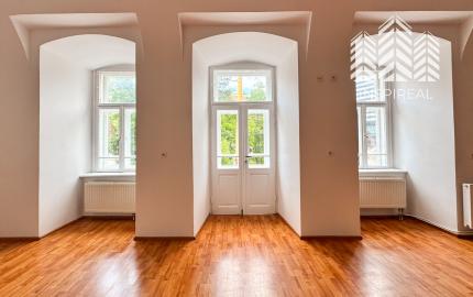 Reprezentatívne priestory na prenájom – Štúrova, pri Auparku