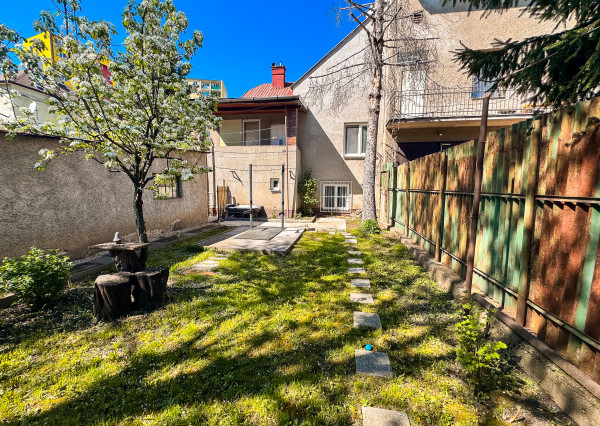 Rodinný Dom pri centre - Mudroňová Košice-Juh