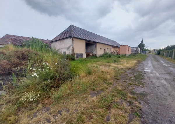Rozostavaný rodinný dom-Bohdanovce, pozemok 750m2