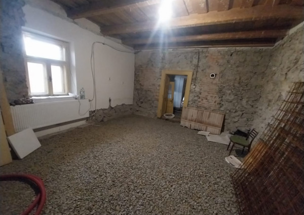 Rozostavaný rodinný dom-Bohdanovce, pozemok 750m2
