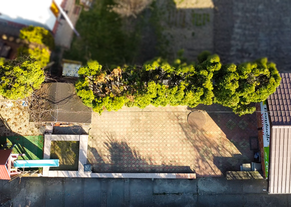 Podnikateľská budova v Čani