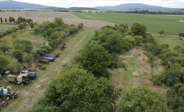 stavebný pozemok Boliarov - 22 km od Košíc, súkromná ulica - fotografia 4