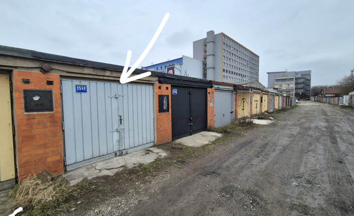 Garáž s vlastným pozemkom a elektrinou na predaj - Krivá, Košice Juh - fotografia 1
