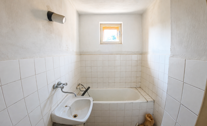 RANKOVCE RODINNÝ DOM S 2 BYTOVÝMI JEDNOTKAMI - fotografia 3