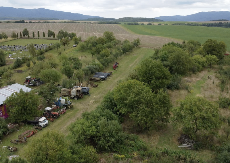 stavebný pozemok Boliarov - 22 km od Košíc, súkromná ulica