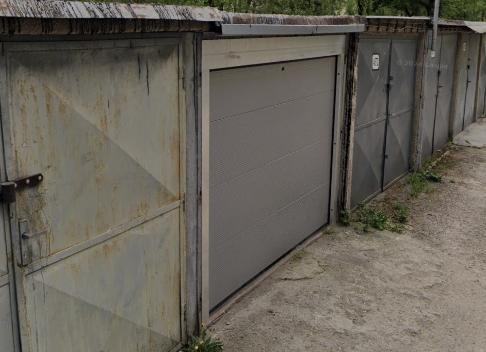 Garáž na predaj (bez pozemku) 18m², Čárskeho, Košice - Sever