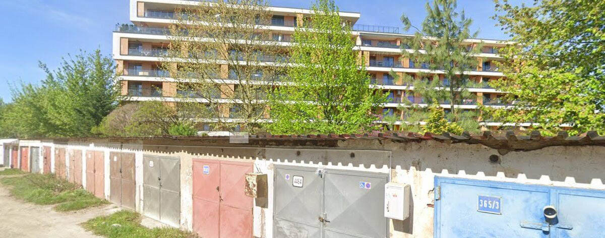 Garáž na predaj 17m2, Vodárenská, Košice-Sever