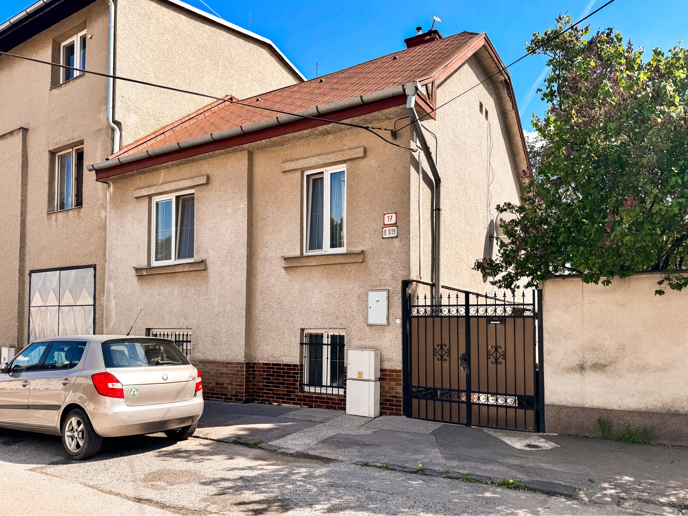 Rodinný Dom pri centre - Mudroňová Košice-Juh