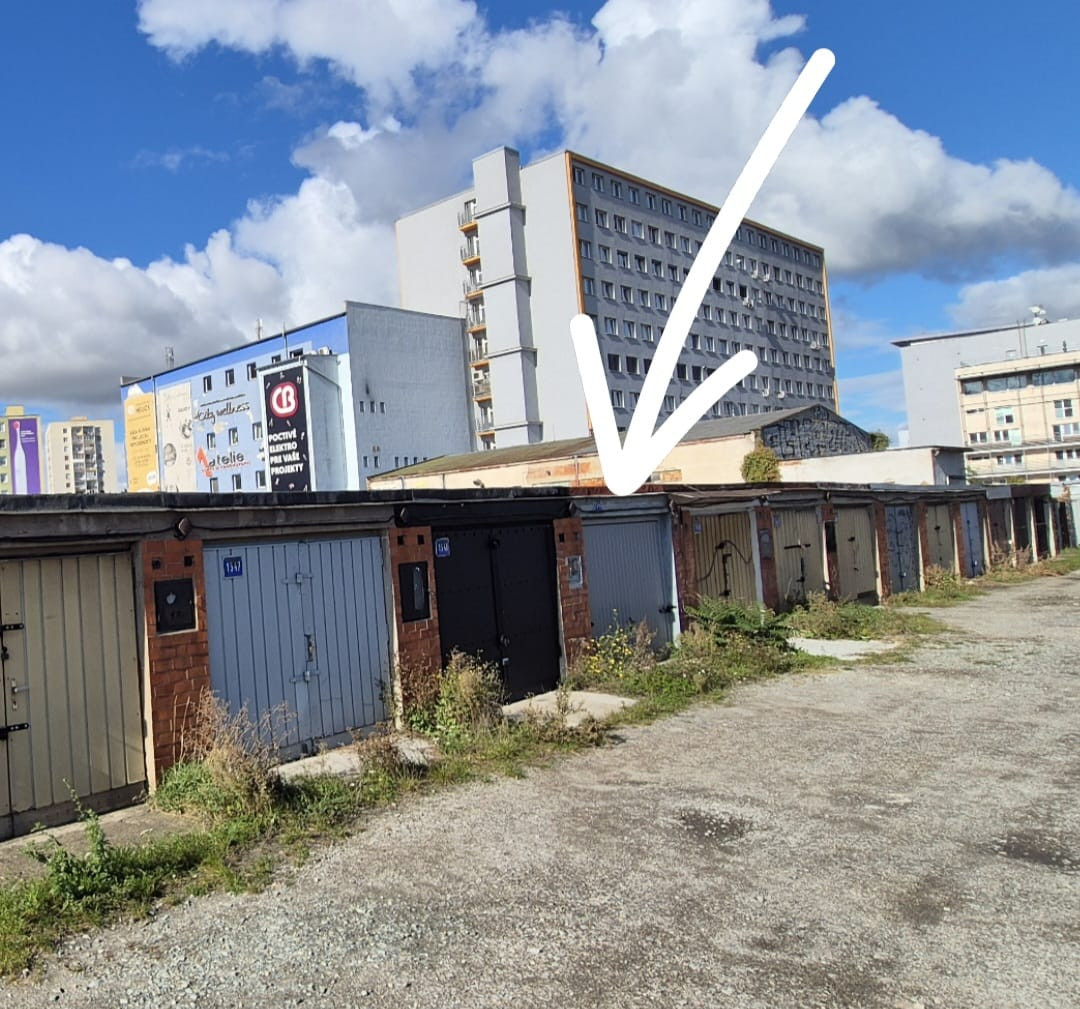 Garáž s vlastným pozemkom a elektrinou na predaj - Krivá, Košice Juh