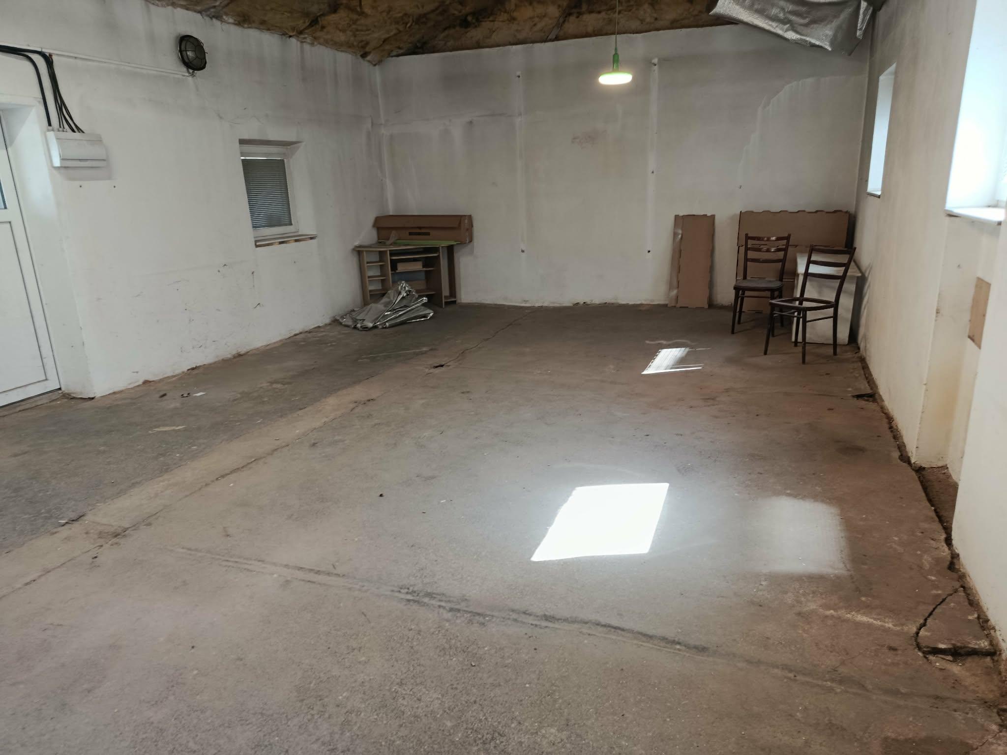 dielňa na prenájom - 120m2 Kokšov-Bakša